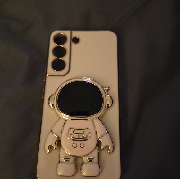 Electronics Samsung Galaxy S22- Rose 128GB - Picture 8 of 10